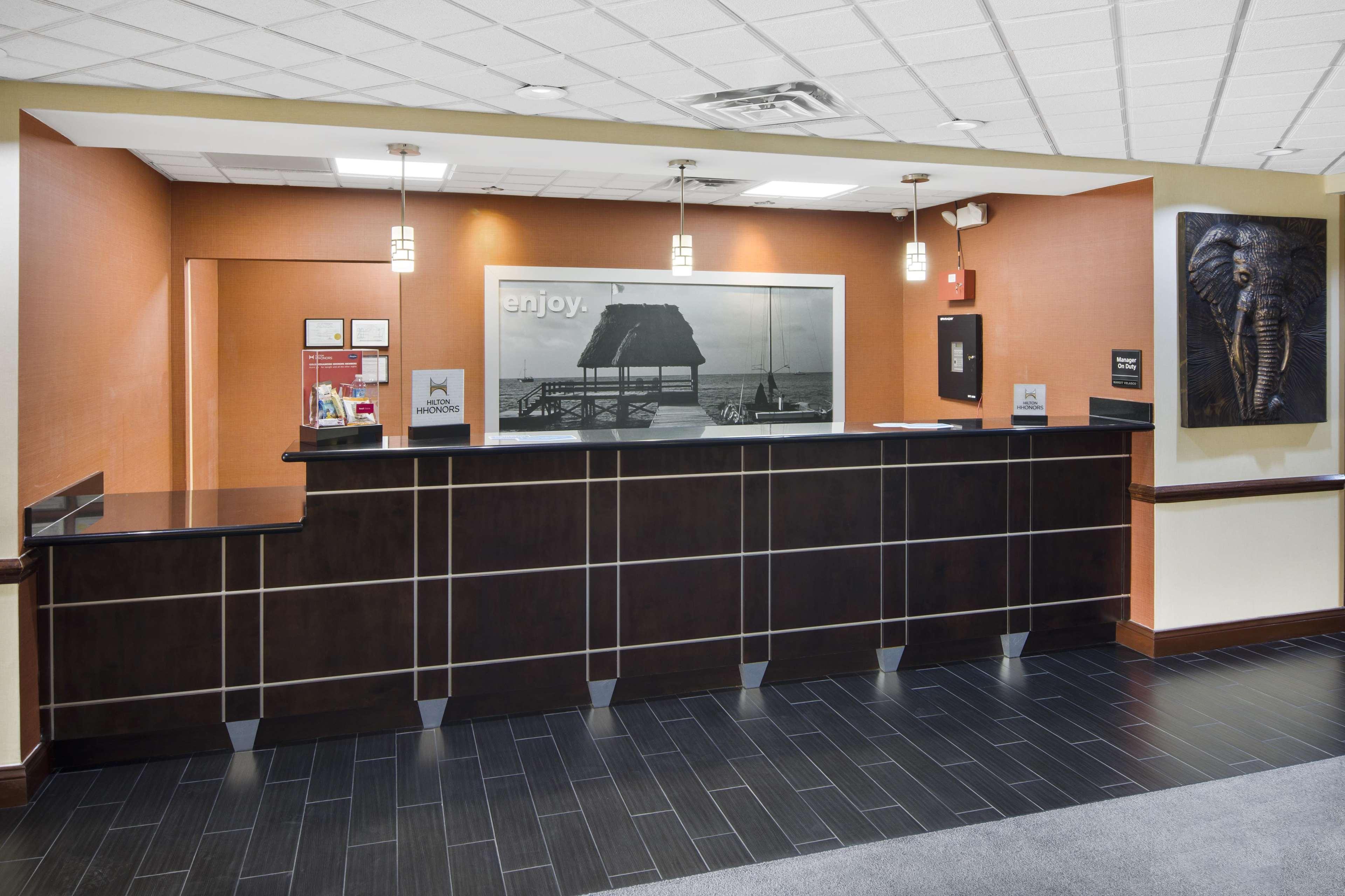 Hampton Inn Hinesville Exterior foto