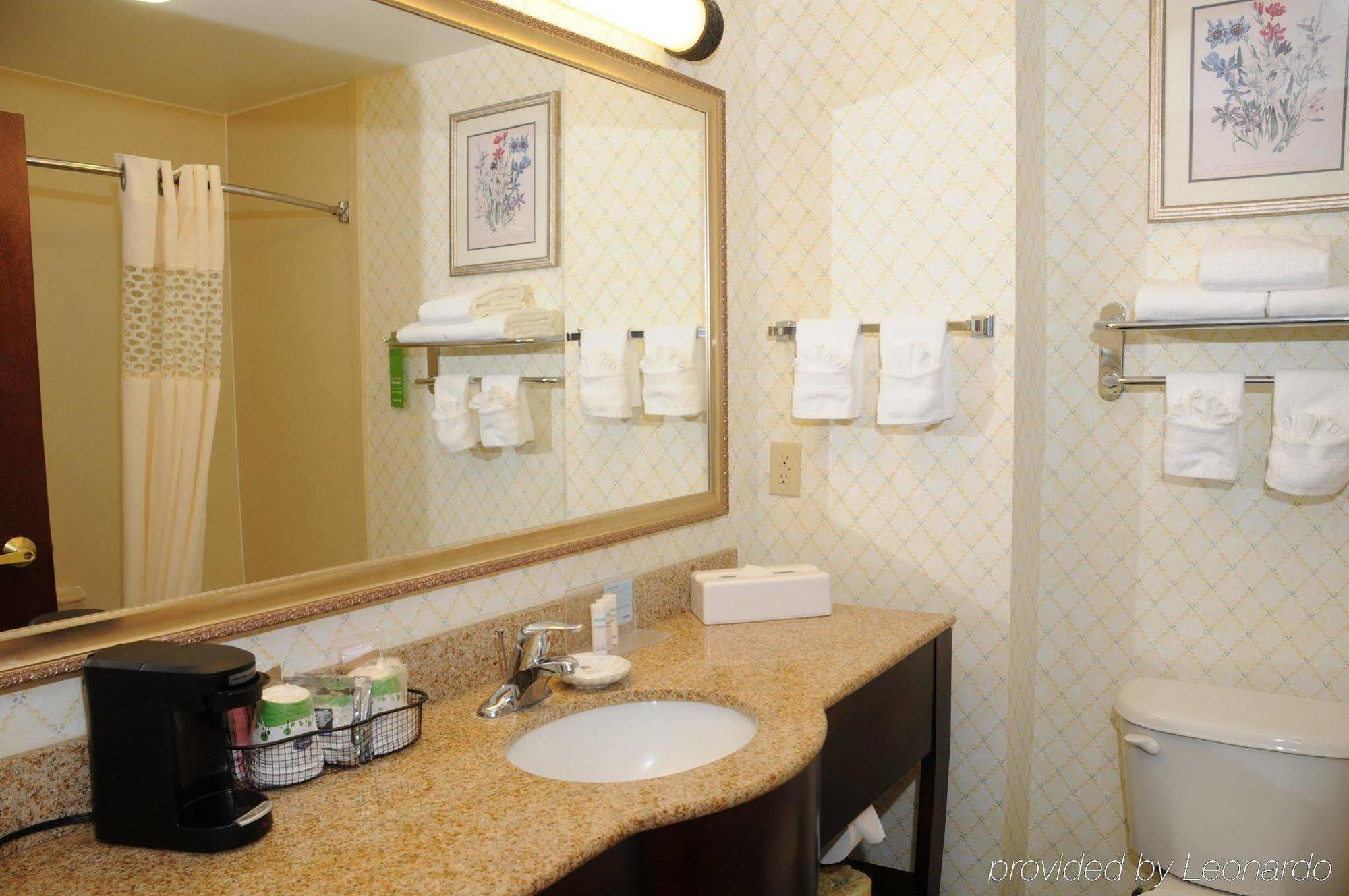 Hampton Inn Hinesville Exterior foto