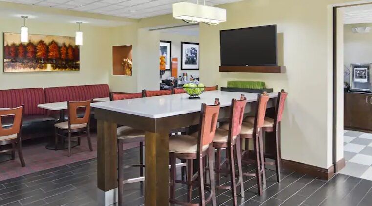 Hampton Inn Hinesville Exterior foto