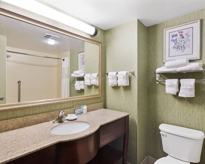 Hampton Inn Hinesville Exterior foto